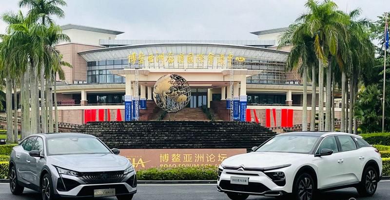 再获两项重磅大奖！ 一不小心成了博鳌企业家论坛上的“显眼包”