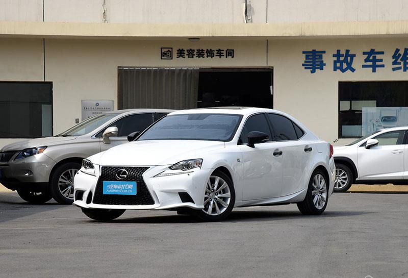 雷克萨斯发新款IS预告图 北京车展发布