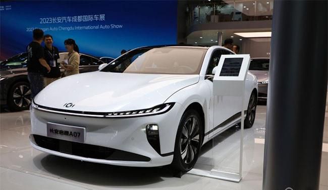长安启源A07正式亮相 定位中大型新能源轿车