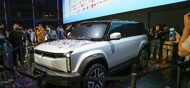 奇瑞iCAR 03概念车正式亮相 定位硬派电动SUV