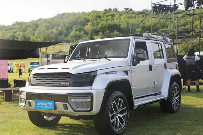 北京越野超及40正式上市 售价22.99-27.29万