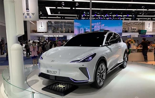 智己LS7将于下半年正式上市 定位中大型SUV