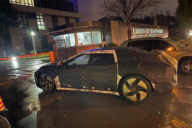 高合HiPhi Z量产版路试谍照曝光 将开启预售