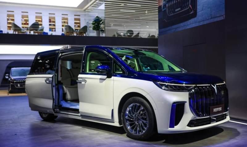 岚图超级MPV“梦想家”强势来袭 创造多项首次与第一