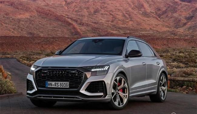 新奥迪RS Q8正式上市 售价184.74万元起