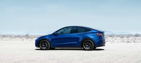“SEXY”组合全线亮相 中国制造Model Y与全新Model 3正式开售