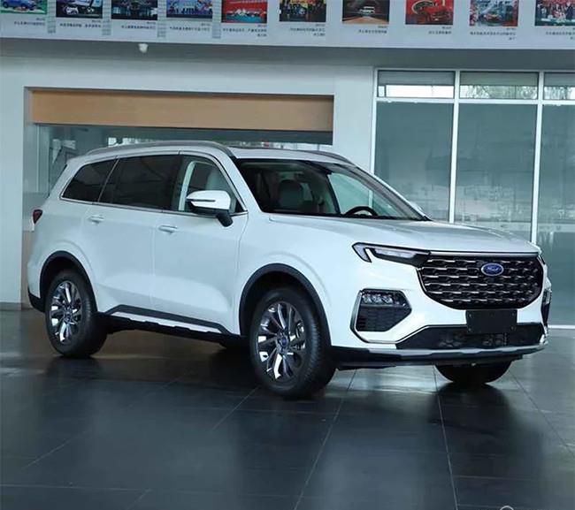 福特新SUV EQUATOR实车谍照 定位中大型SUV