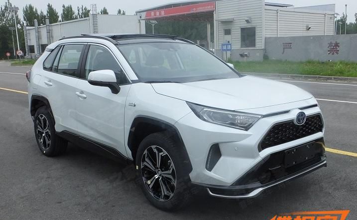 百公里综合油耗1升 RAV4荣放双擎E+申报