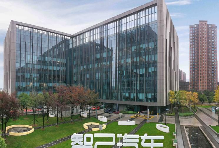 两款车首秀 智己汽车1月13日品牌发布