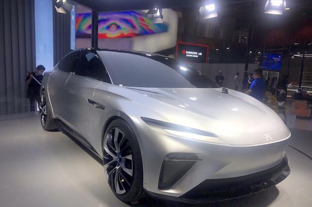2020广州国际车展：上汽R轿车R-Aura Concept亮相