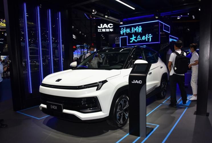 限定1000台 思皓E40X预购12.99万起