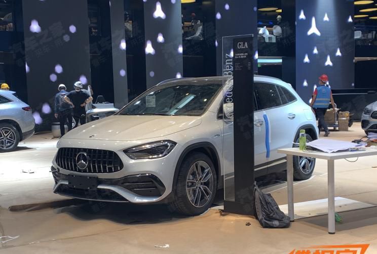 北京车展探馆：梅赛德斯奔驰-AMG GLA 35