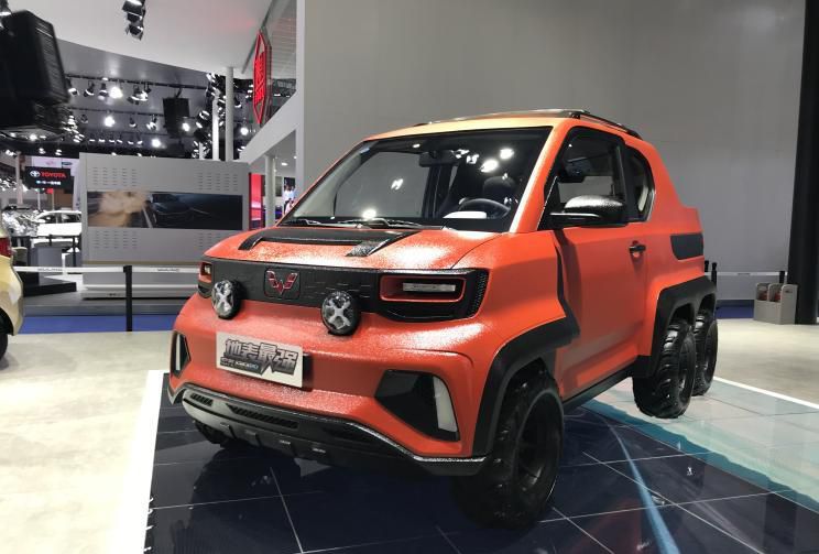 2020成都车展：宏光MINI EV皮卡6x6亮相
