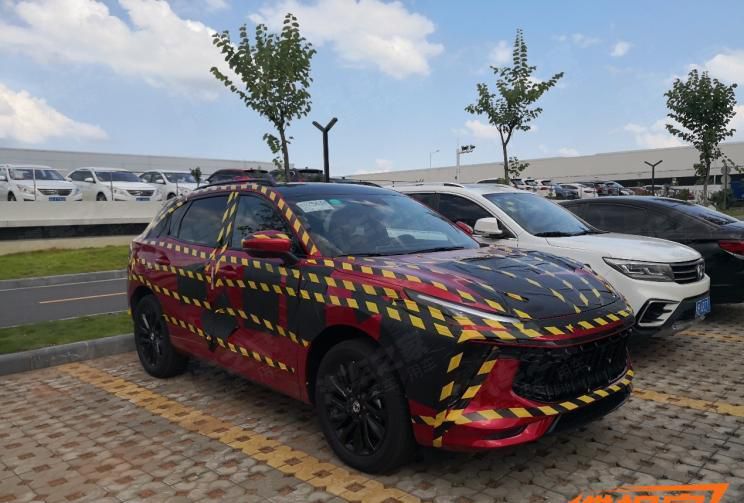 升级紧凑型SUV 东风风行全新SUV谍照