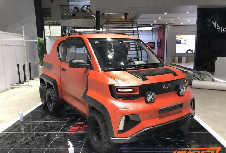 成都车展探馆：五菱宏光MINI EV特别版