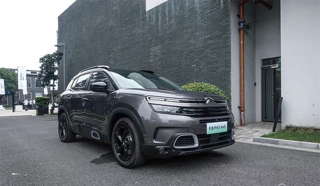 雪铁龙天逸PHEV实车图 将于6月底正式发布