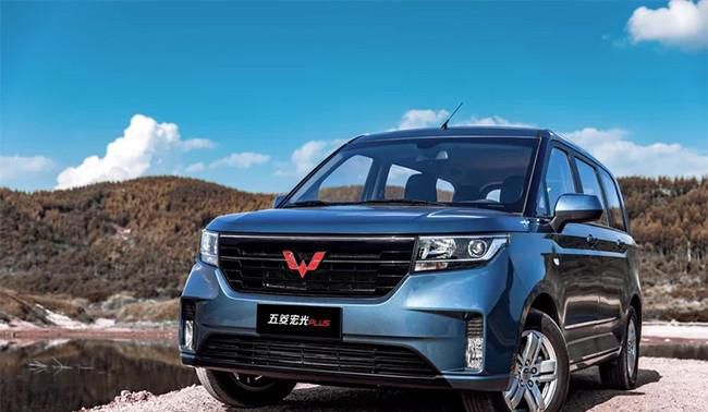 2020款宏光PLUS 1.5L将于5月上市 提供3款