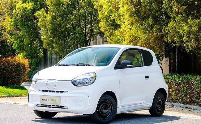 上汽科莱威CLEVER上市 补贴后售5.9999万