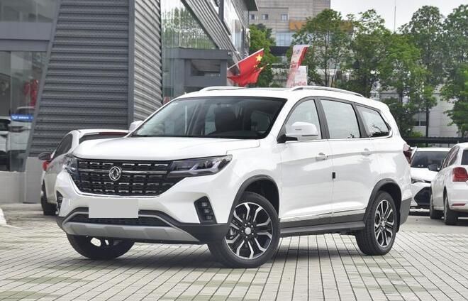 东风风行T5L新车型上市 售8.99-9.99万