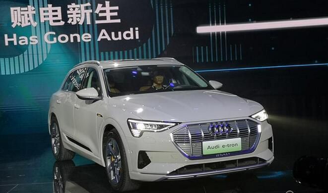 奥迪Q2L e-tron/e-tron上市 22.68万起