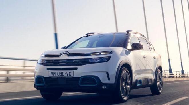 C5 AIRCROSS PHEV海外上市 31.7万元起