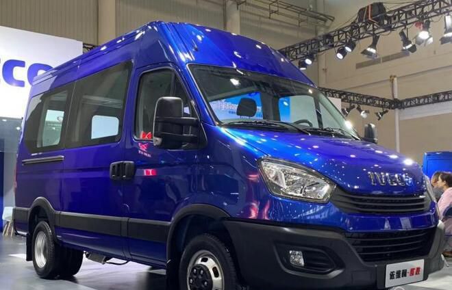新款依维柯欧胜国VI版上市 14.69万元起