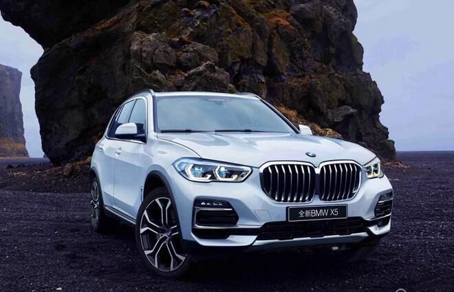 宝马X5 xDrive30i车型上市 售69.99万元