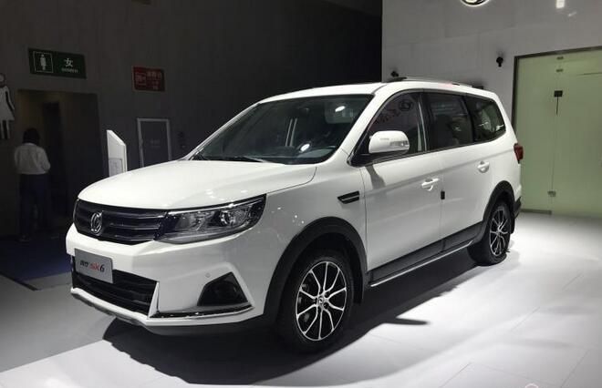 2019成都车展：东风风行SX6国六版亮相