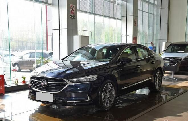 别克君越新增28T精英型上市 售22.98万