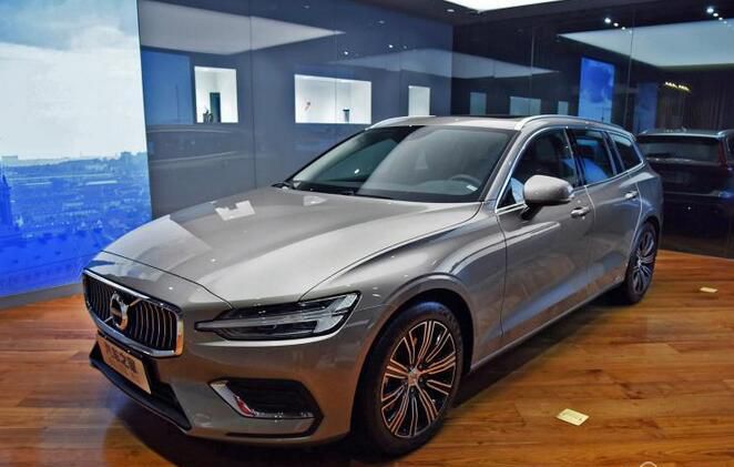 全新沃尔沃V60上市 售33.99-43.99万元
