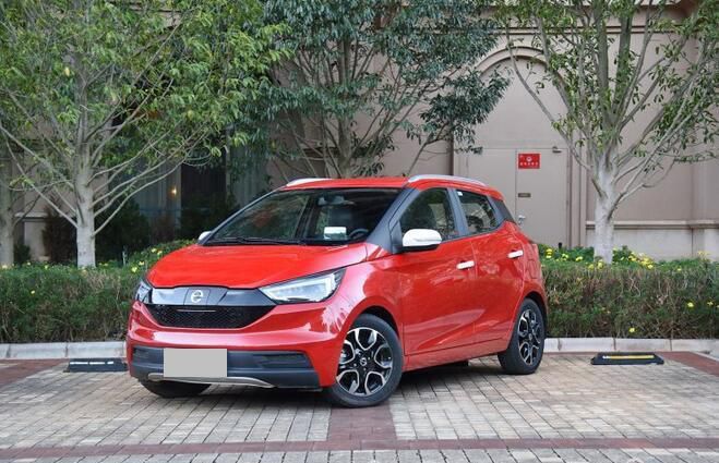 江铃易至EV3今晚上市 NEDC续航301km