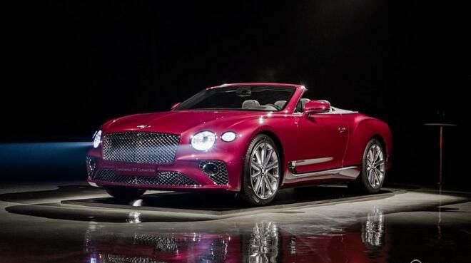 全新欧陆GT敞篷版上市 售328.10万元起