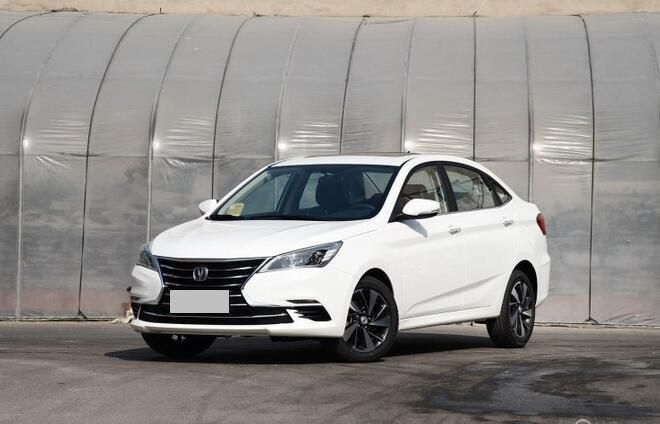 逸动DT 1.6L手动舒享型上市 售5.79万元